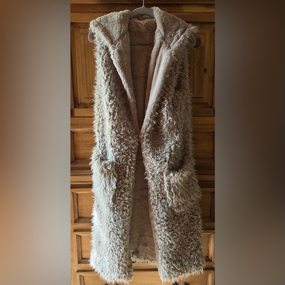 Code Hooded Vest